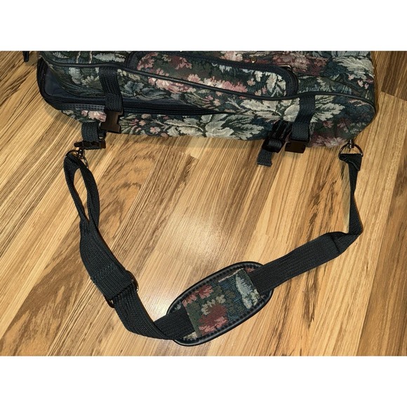 VTG Atlantic Suitcase Tapestry Green Floral Wheeled Rolling Wardrobe Rare USA - Picture 8 of 16